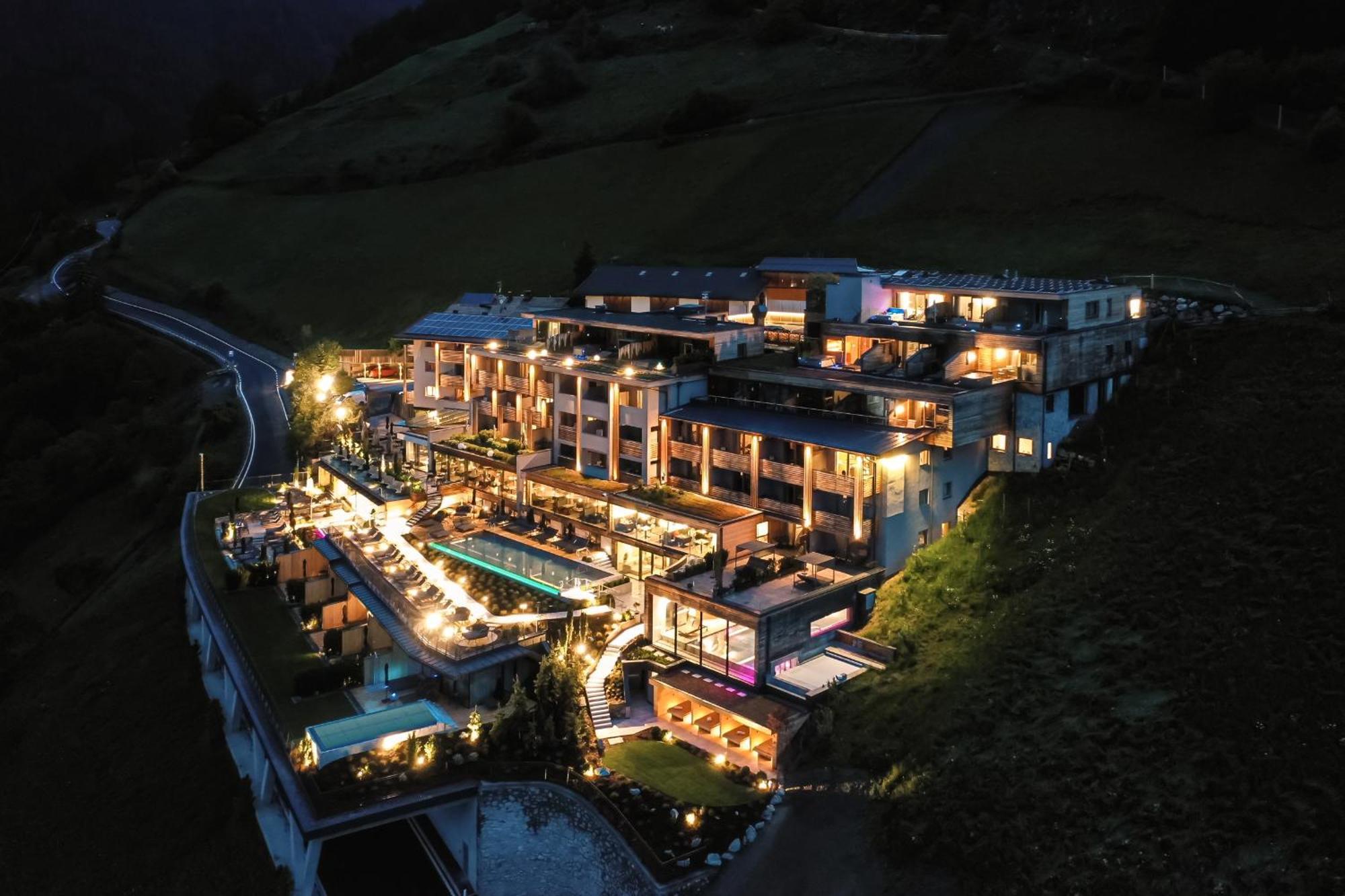 Das Gerstl Alpine Retreat Malles Venosta Esterno foto